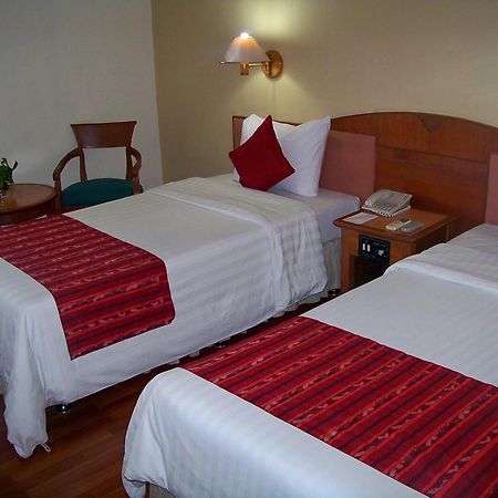 Sahid Kawanua Hotel Manado Exterior foto