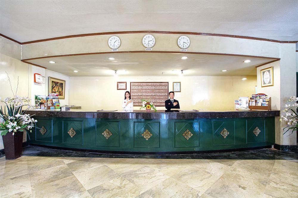 Sahid Kawanua Hotel Manado Exterior foto